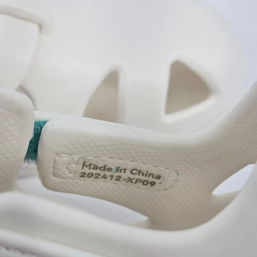 Ten Little Splash Sandals Soft White Lightweight Water Shoes Clogs Size 11 NIB